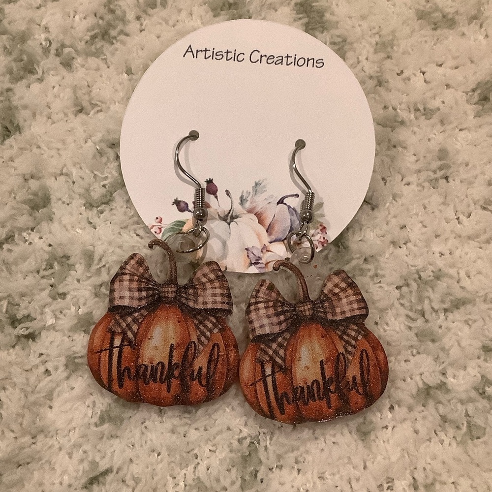 Thankful Thanksgiving Pumpkin Earrings with Brown Plaid Bow NWT 1.25x1.50”
